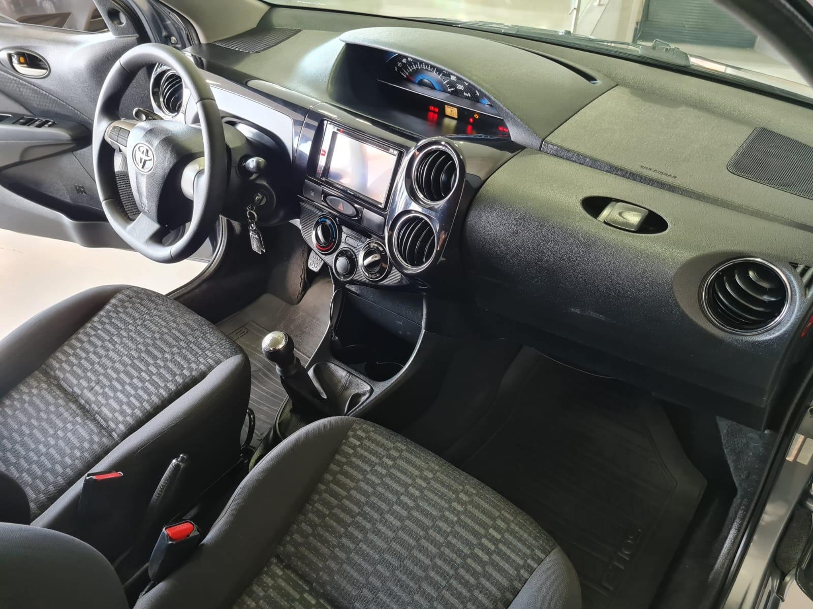 Foto número 396345 do veiculo