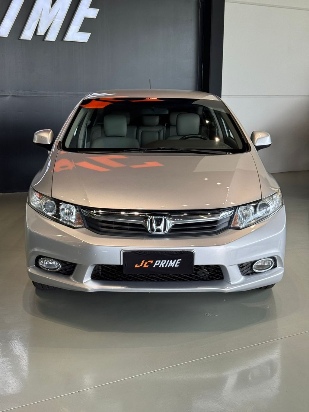 Foto número 425200 do veiculo