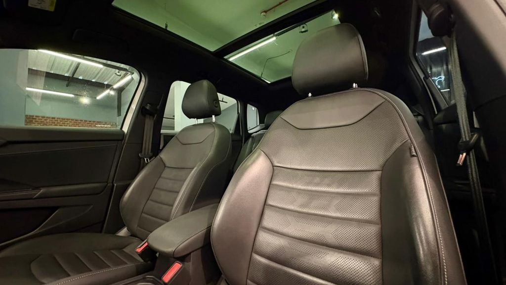 Foto número 424804 do veiculo