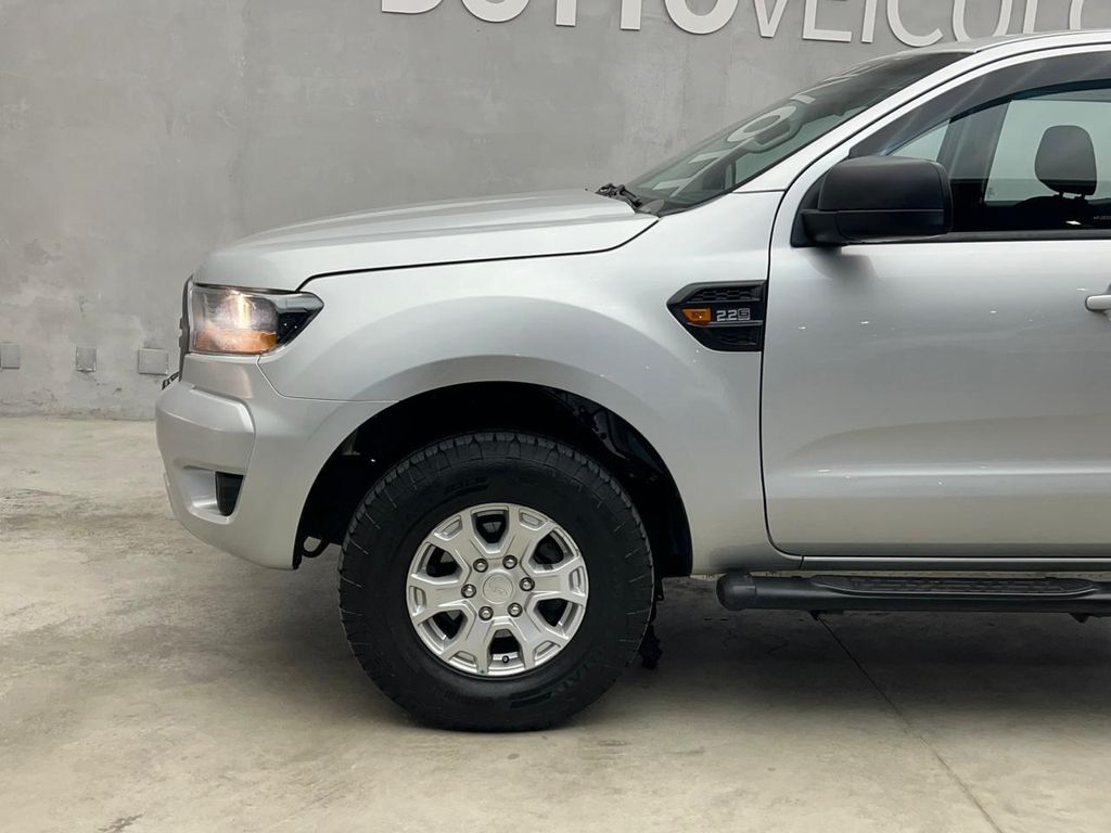 Foto número 424018 do veiculo