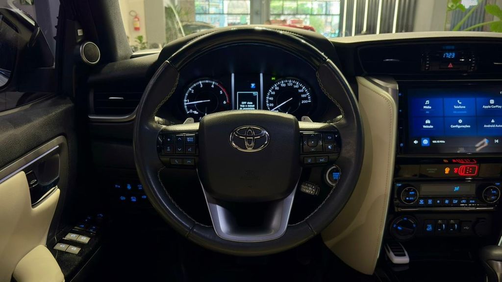 Foto número 422067 do veiculo