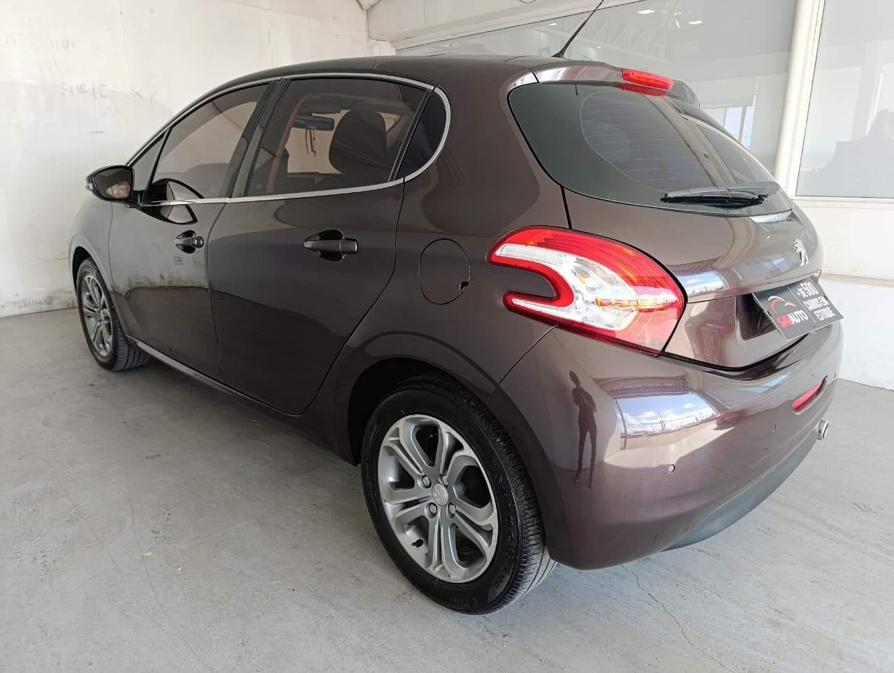 Foto número 421348 do veiculo