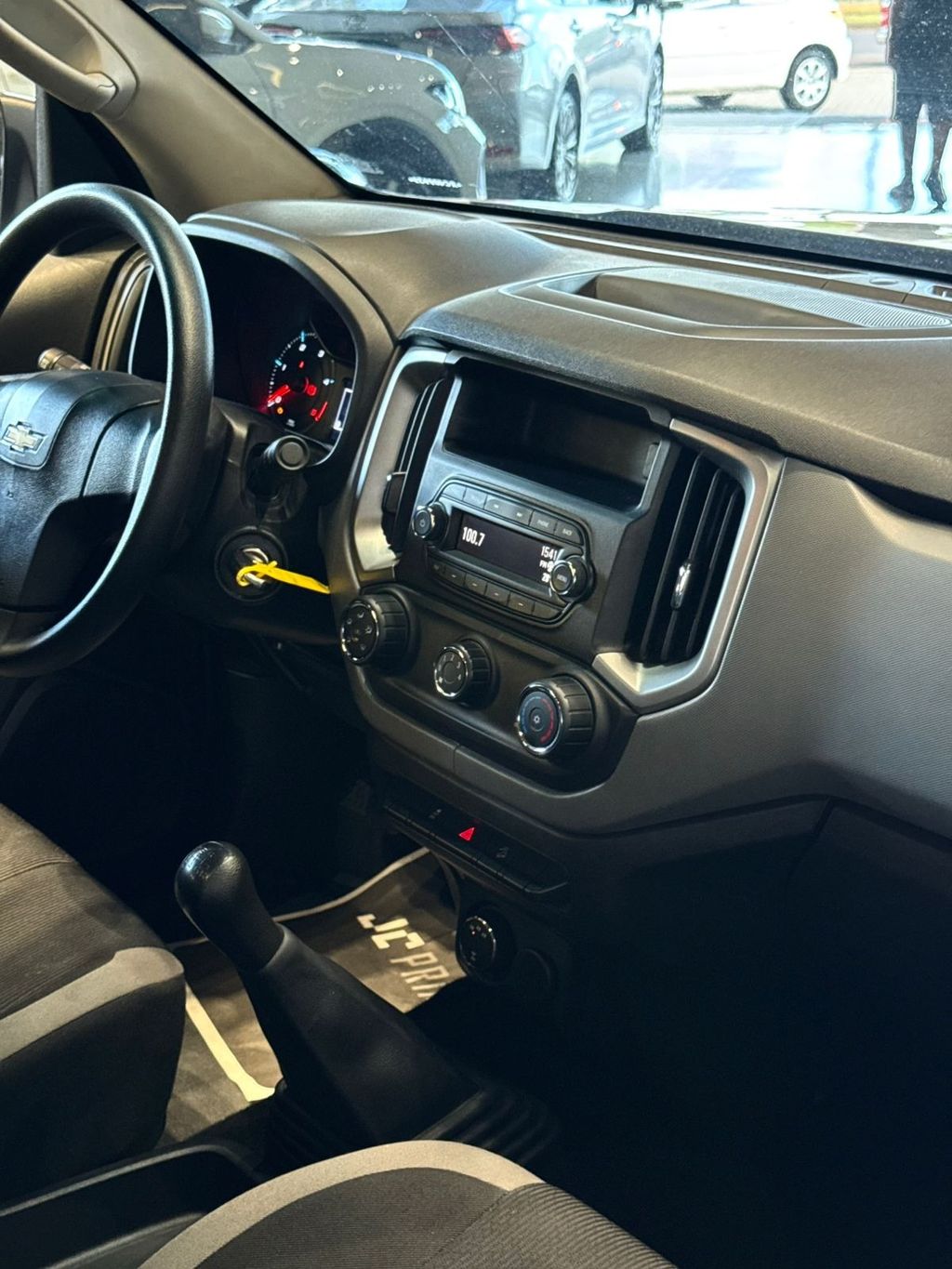 Foto número 420873 do veiculo