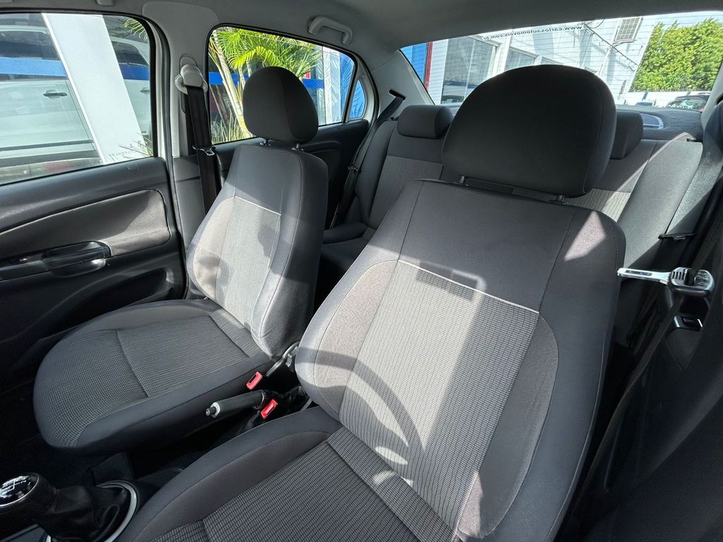 Foto número 430388 do veiculo