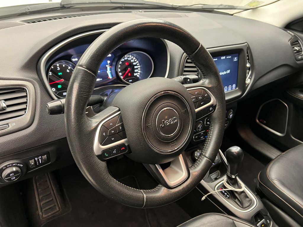 Foto número 424290 do veiculo