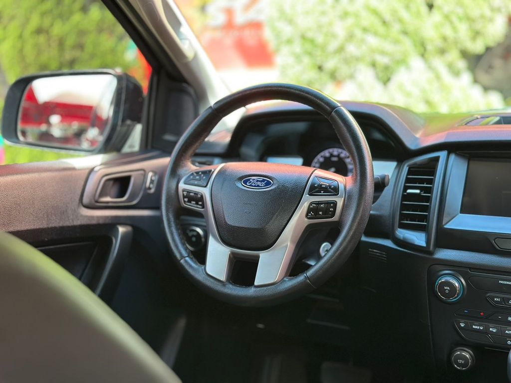 Foto número 423149 do veiculo