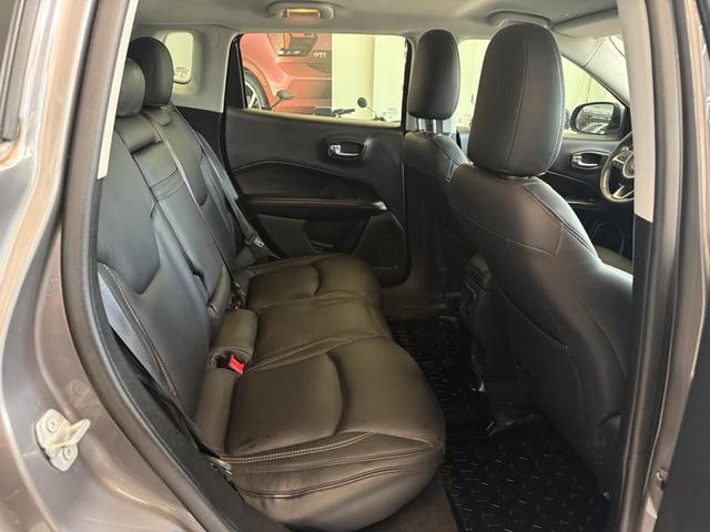 Foto número 441421 do veiculo