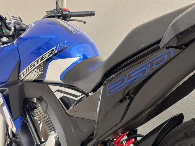 Foto número 424892 do veiculo