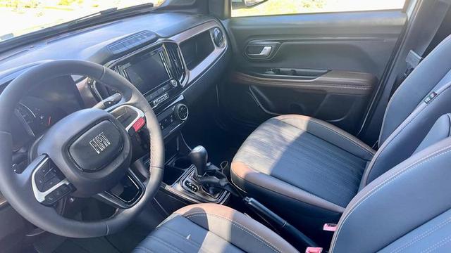 Foto número 440101 do veiculo