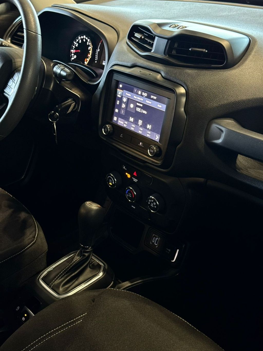 Foto número 420796 do veiculo