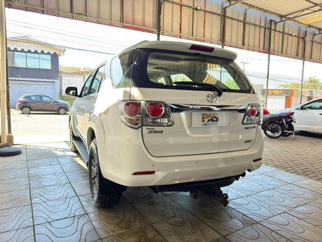 Foto número 420948 do veiculo