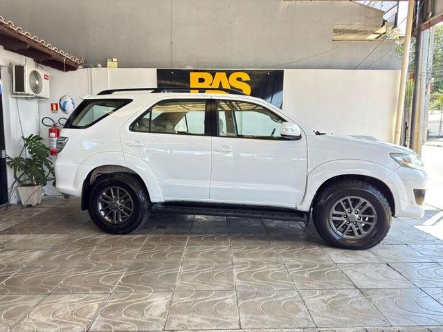 Foto número 420938 do veiculo