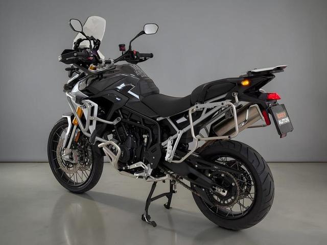 Foto número 442424 do veiculo