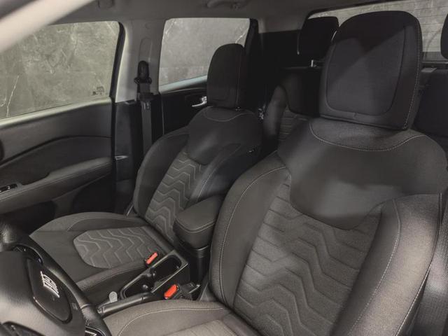 Foto número 448282 do veiculo