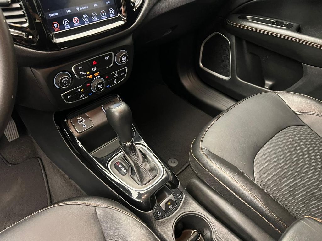 Foto número 424490 do veiculo