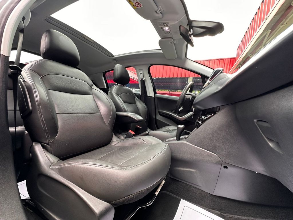 Foto número 428008 do veiculo