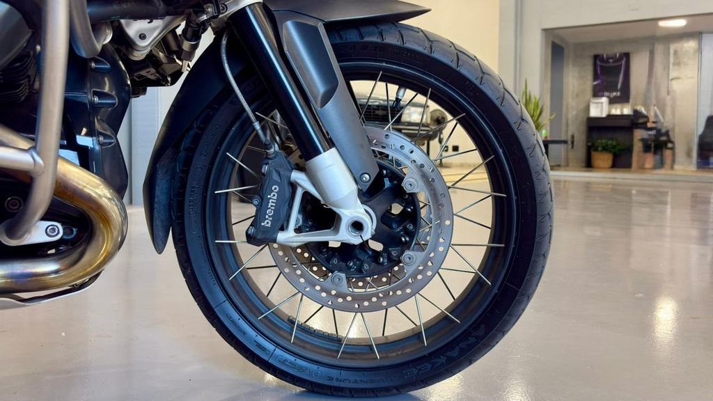 Foto número 423301 do veiculo