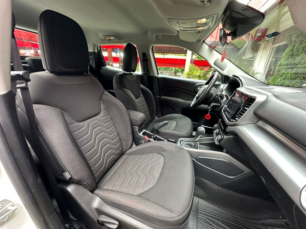 Foto número 420680 do veiculo