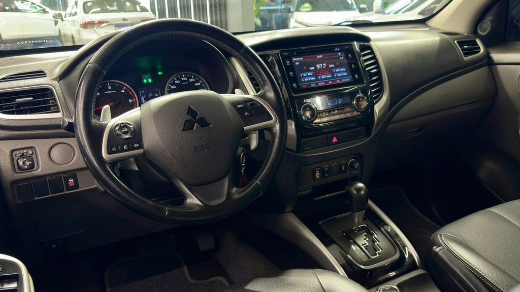 Foto número 421163 do veiculo