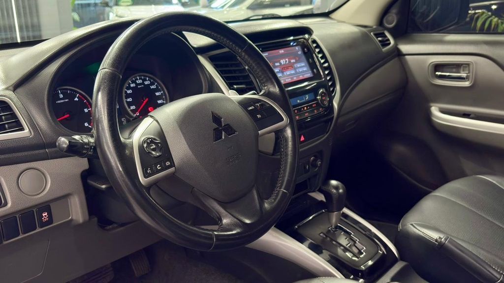 Foto número 421157 do veiculo