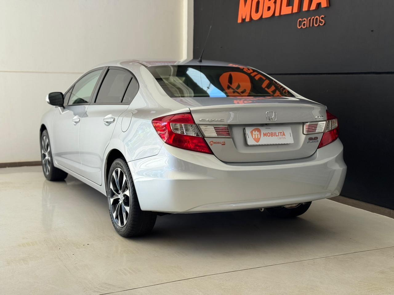 Foto número 424219 do veiculo