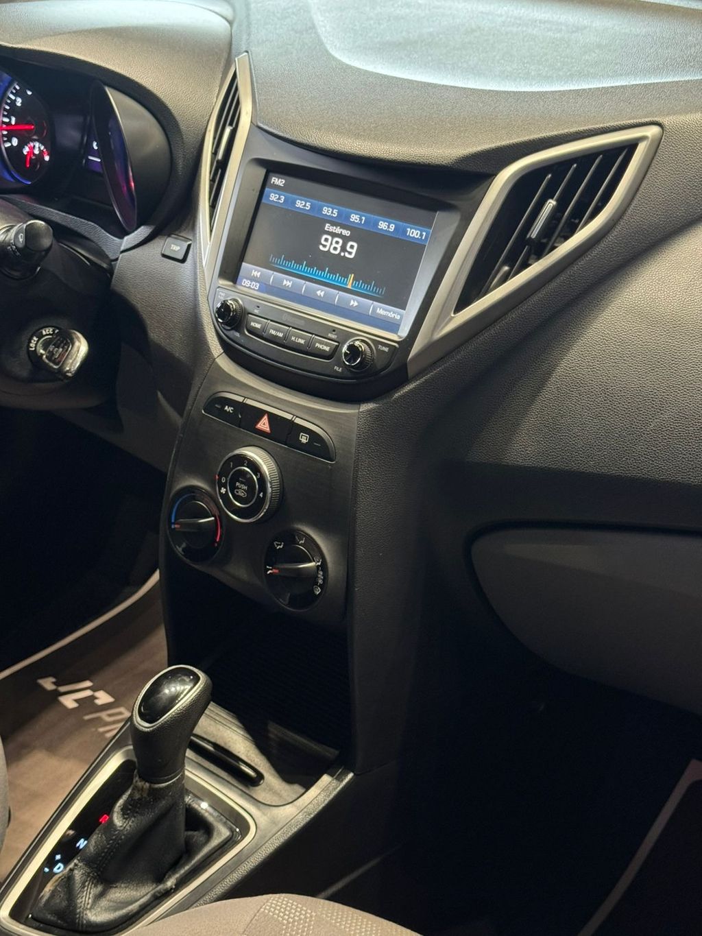 Foto número 466040 do veiculo