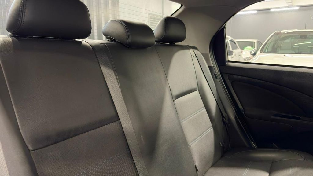 Foto número 463019 do veiculo