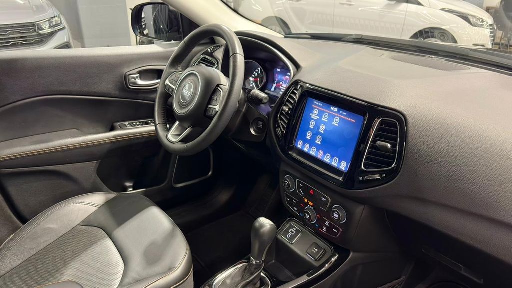 Foto número 462846 do veiculo