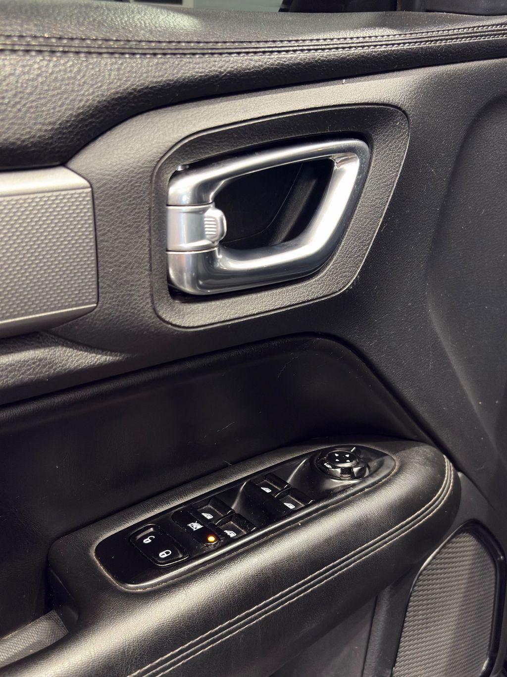 Foto número 458661 do veiculo