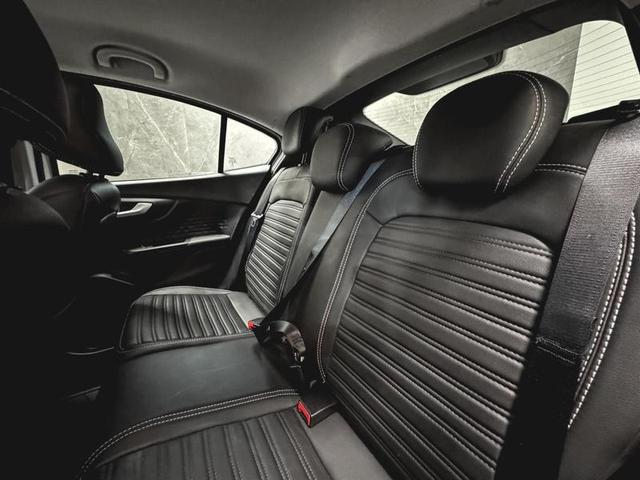 Foto número 450000 do veiculo