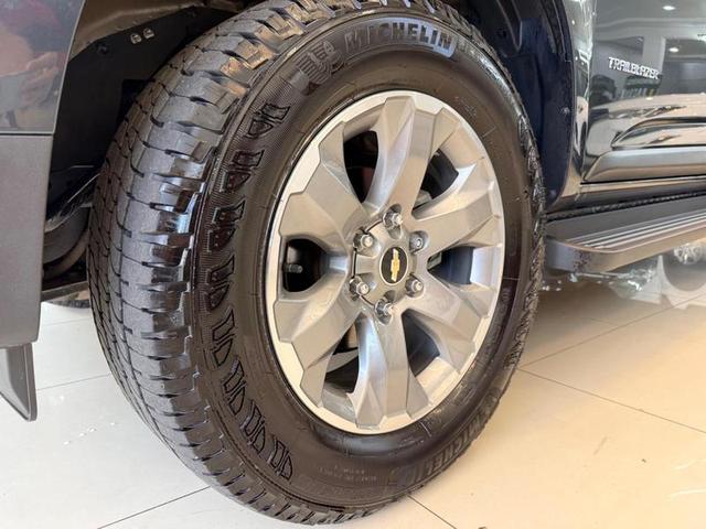 Foto número 460100 do veiculo