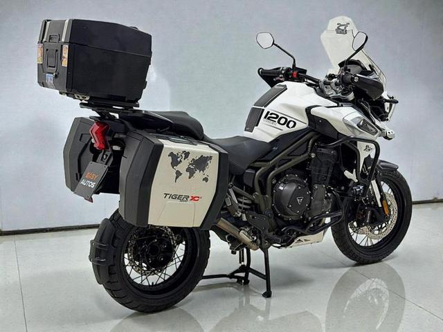 Foto número 459980 do veiculo