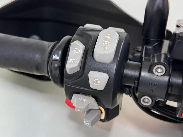 Foto número 459996 do veiculo