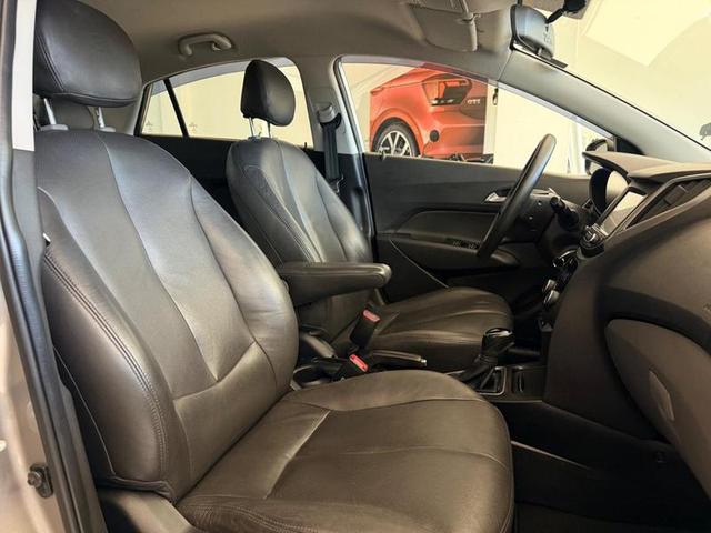 Foto número 457560 do veiculo