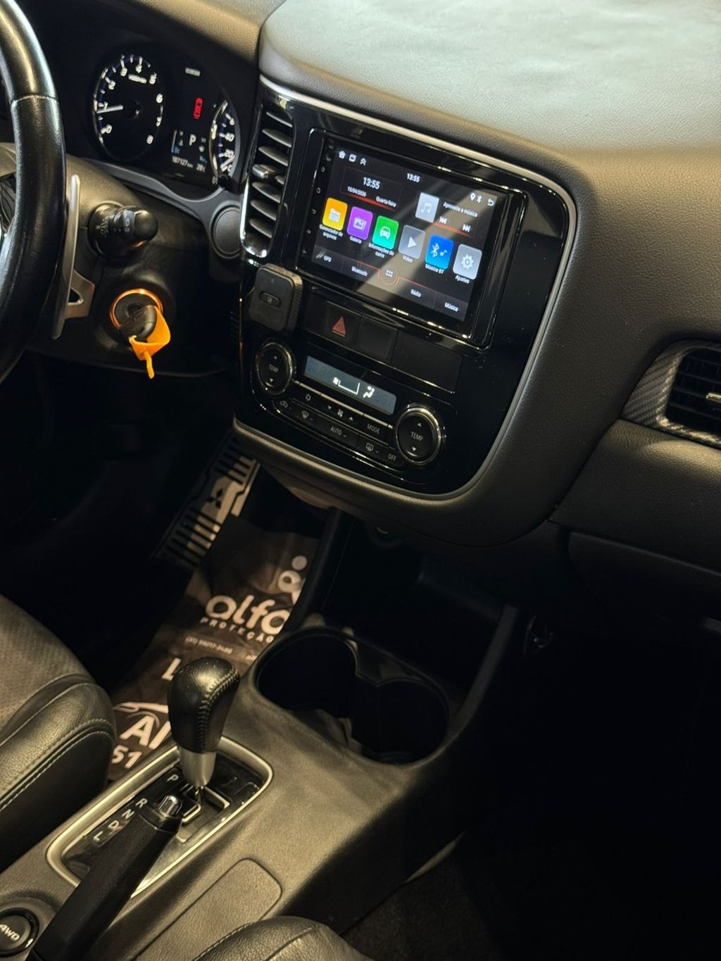 Foto número 460560 do veiculo