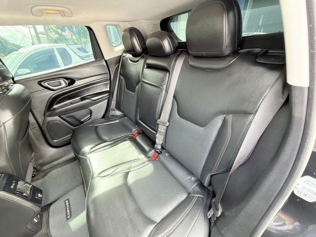 Foto número 460216 do veiculo