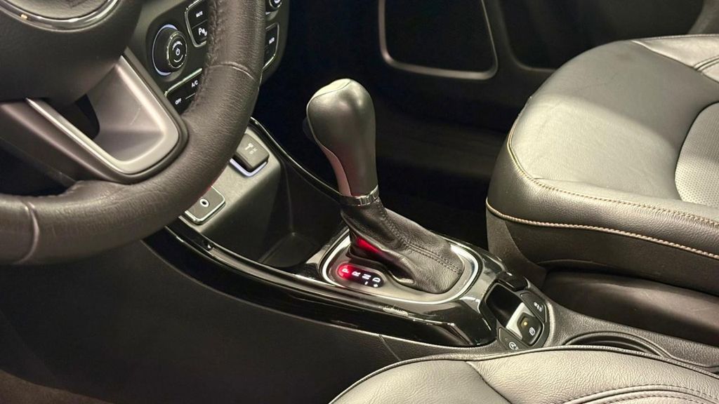 Foto número 462851 do veiculo