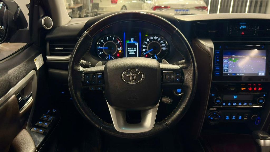 Foto número 456935 do veiculo