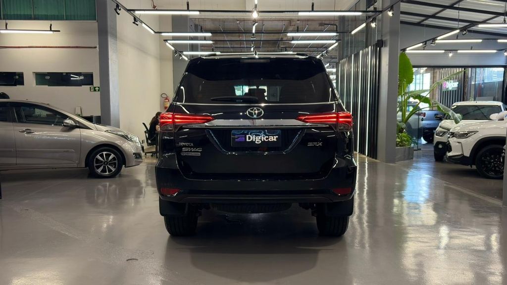 Foto número 456938 do veiculo