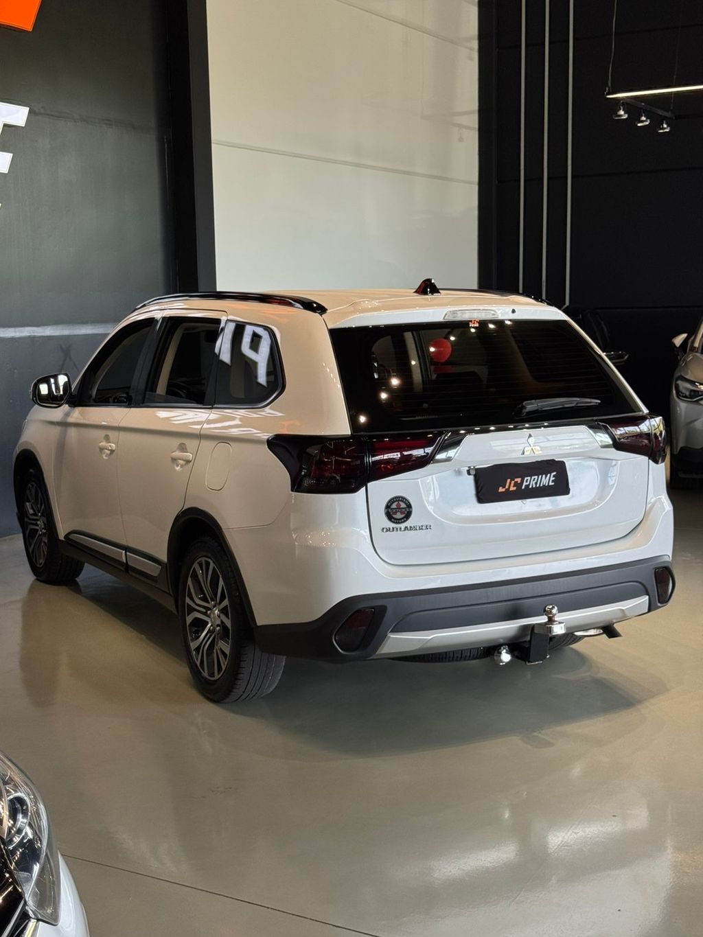 Foto número 460555 do veiculo