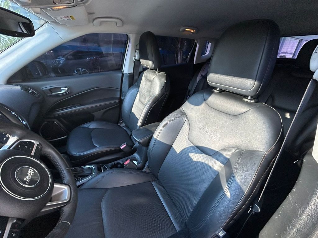 Foto número 452389 do veiculo