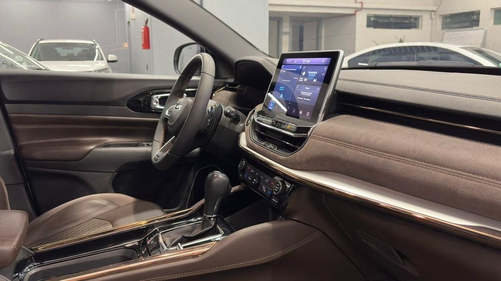 Foto número 464000 do veiculo