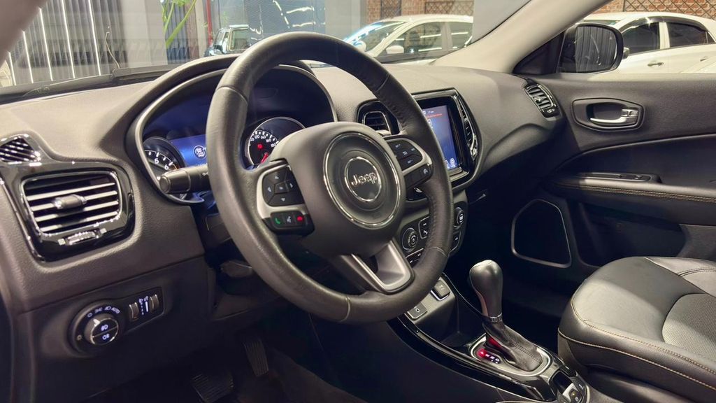 Foto número 462840 do veiculo