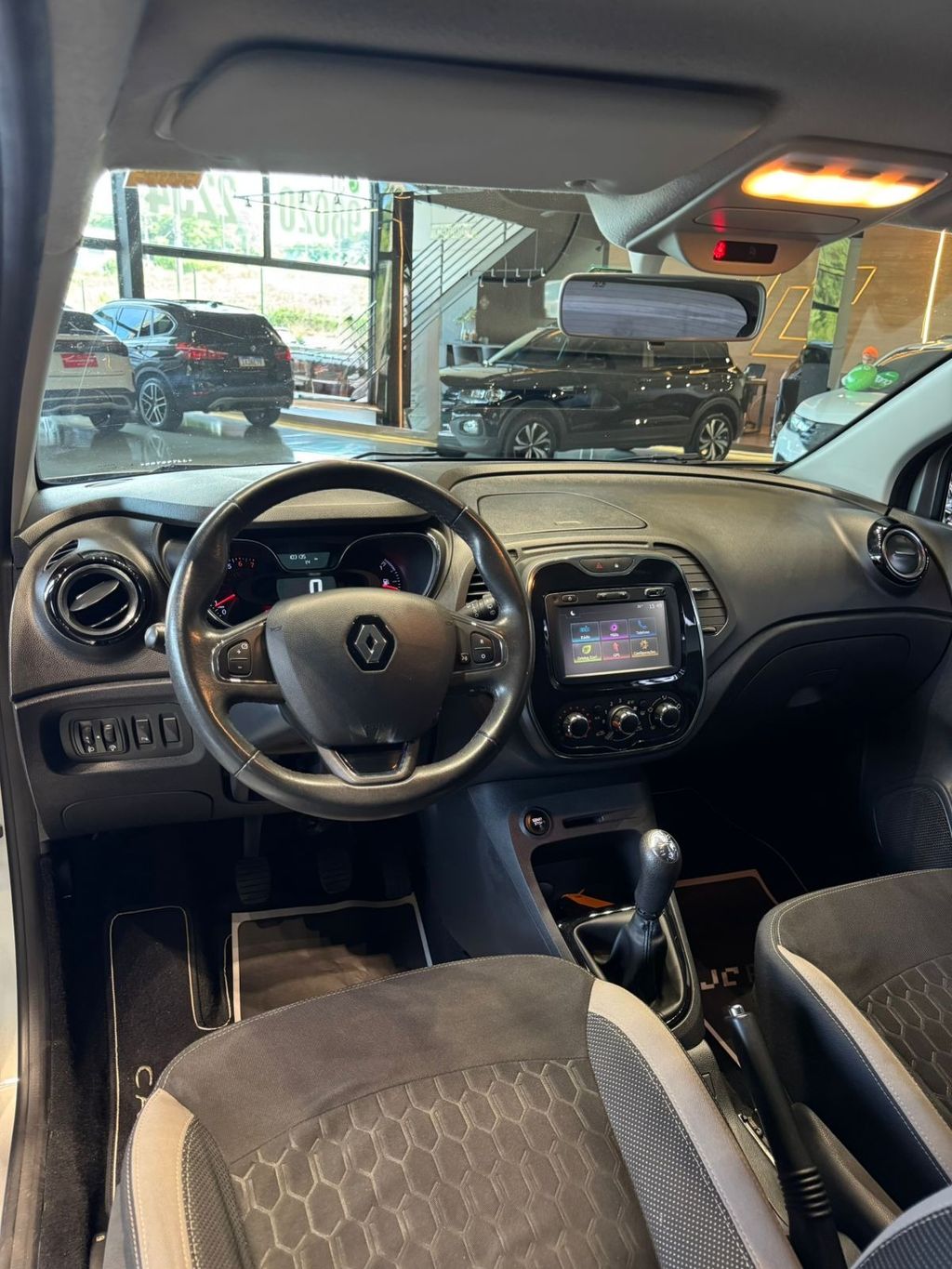 Foto número 460531 do veiculo