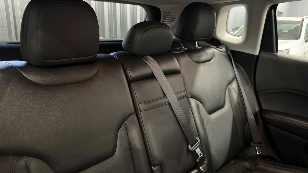 Foto número 462844 do veiculo