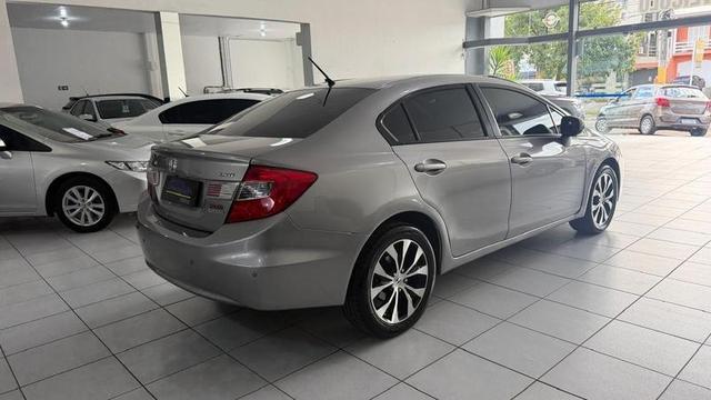 Foto número 546398 do veiculo