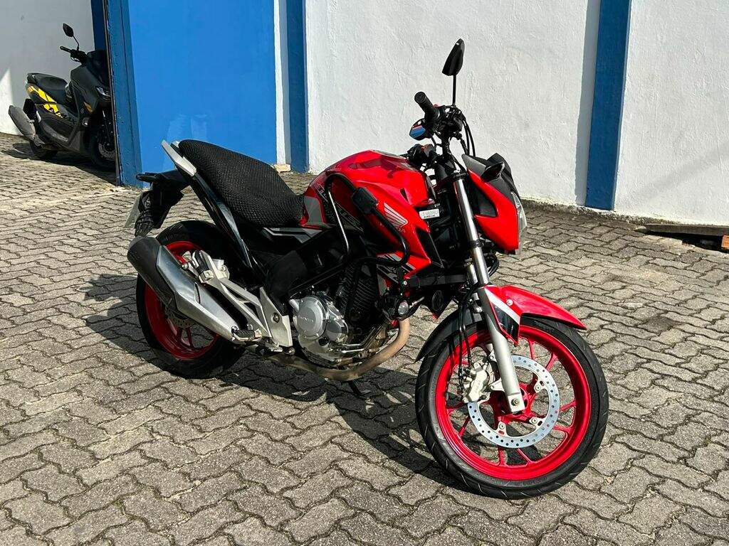 Foto número 576523 do veiculo