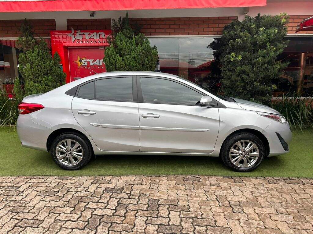Foto número 598400 do veiculo