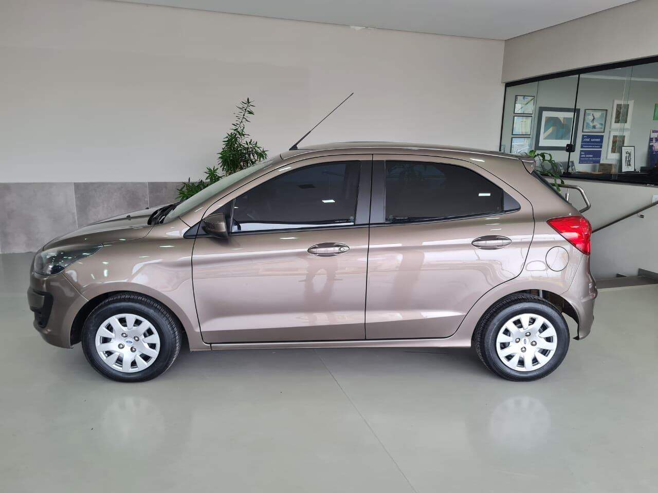 Foto número 626503 do veiculo